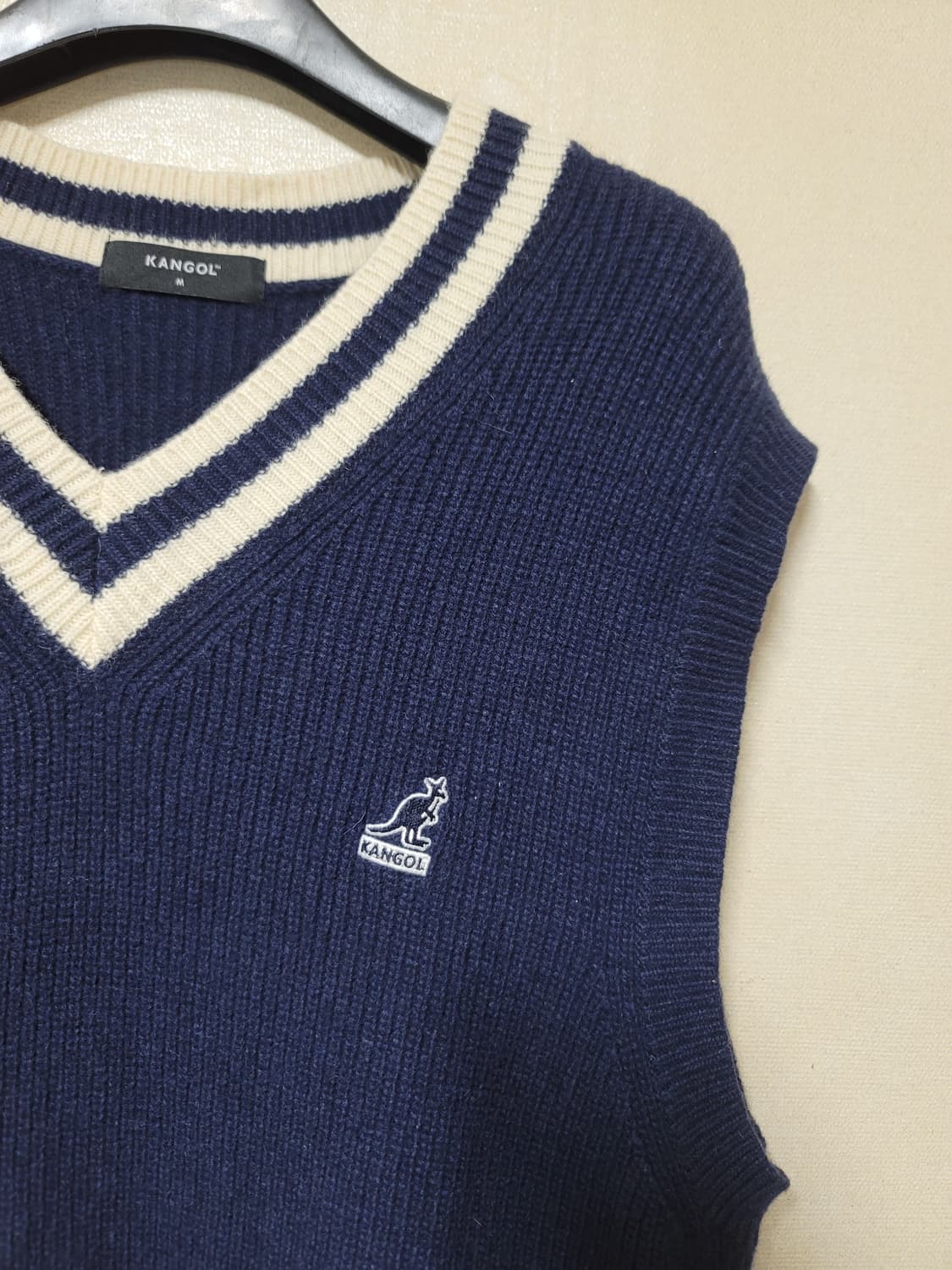 캉골 브이넥 니트 베스트 상품이미지3