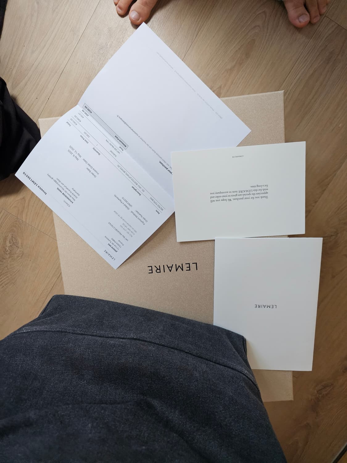 제니 착용 제품 신상 명품 르메르 벨트백 팔아요 belted 토트백 코튼 상품이미지4