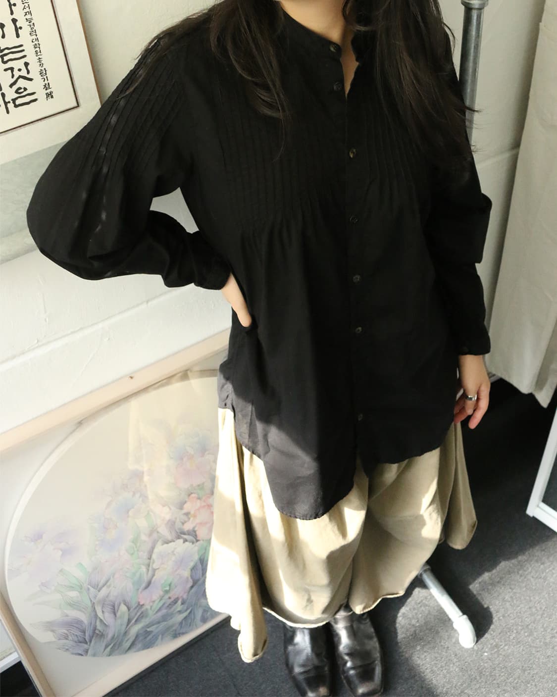 캐피탈 블랙 핀턱 셔츠  상품이미지3