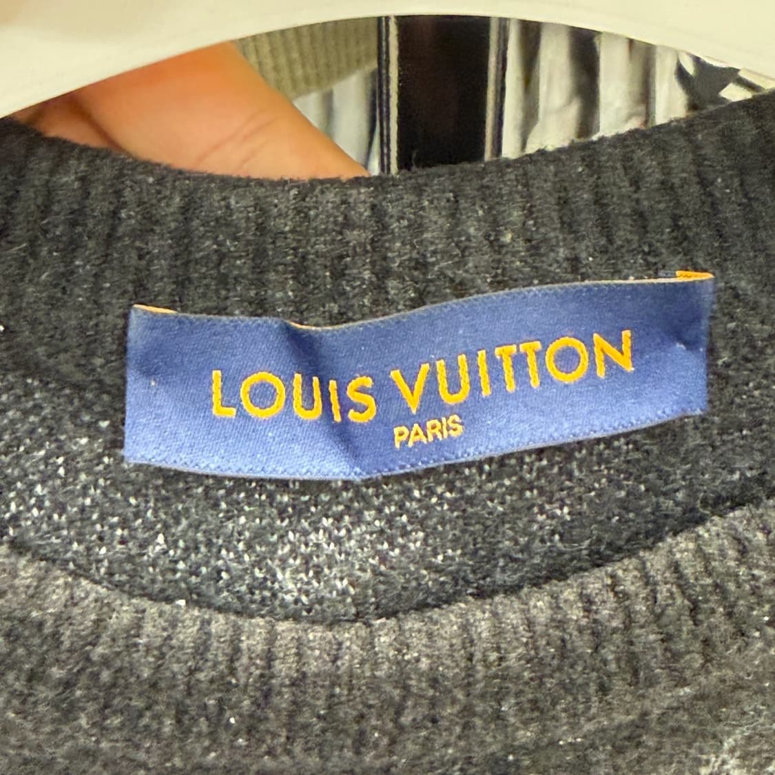 [리오브전포점] 루이비통 LV로고 디스트 니트 상품이미지3