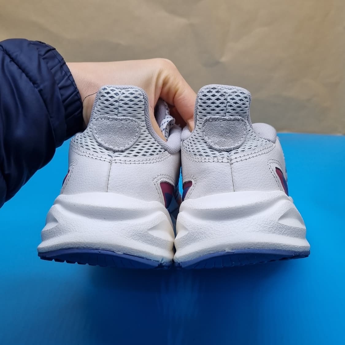 아디다스 90s 발라션 운동화 225. 상품이미지4