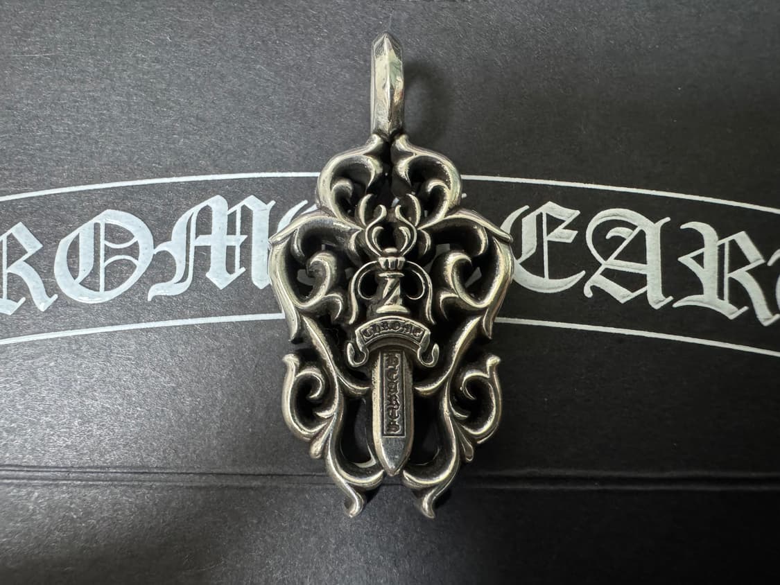 크롬하츠 바인대거 팬던트 상품이미지1