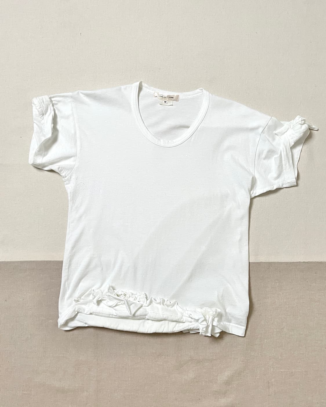 꼼데가르송 글리터 도트 러플 티셔츠 comme des garcons 상품이미지1