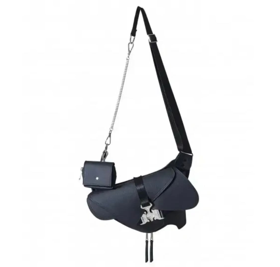 이우가마카라스 크로우 버클백 상품이미지1