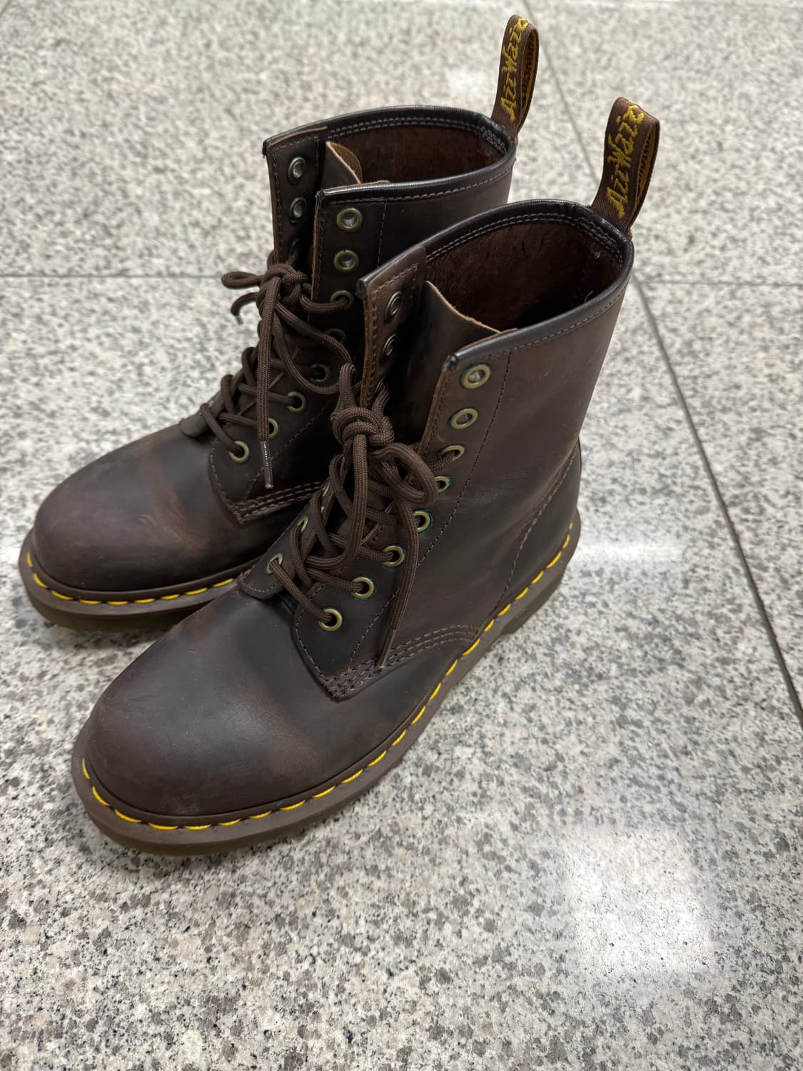 닥터마틴 1460 크레이지호스 240 상품이미지4