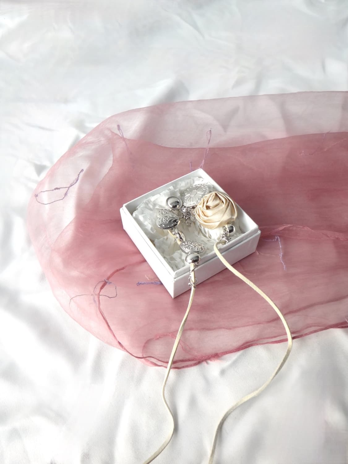 Rose charm fairy choker 상품이미지1