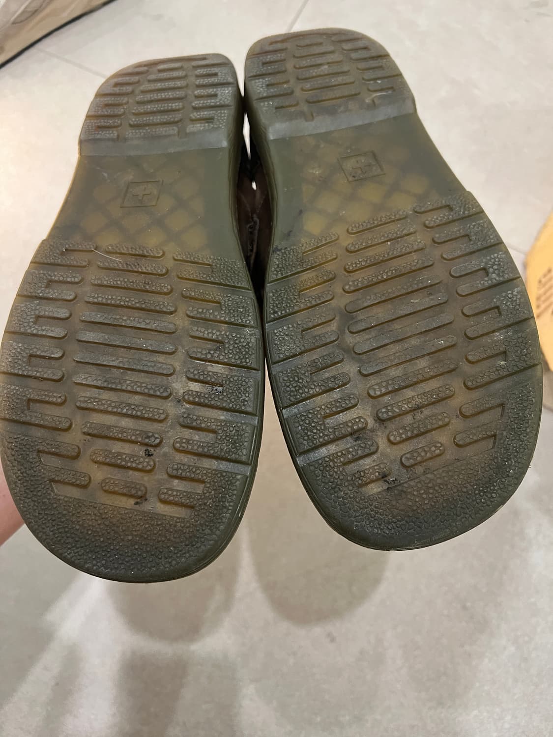 닥터마틴 패트리샤 브라운 uk8 270 상품이미지6