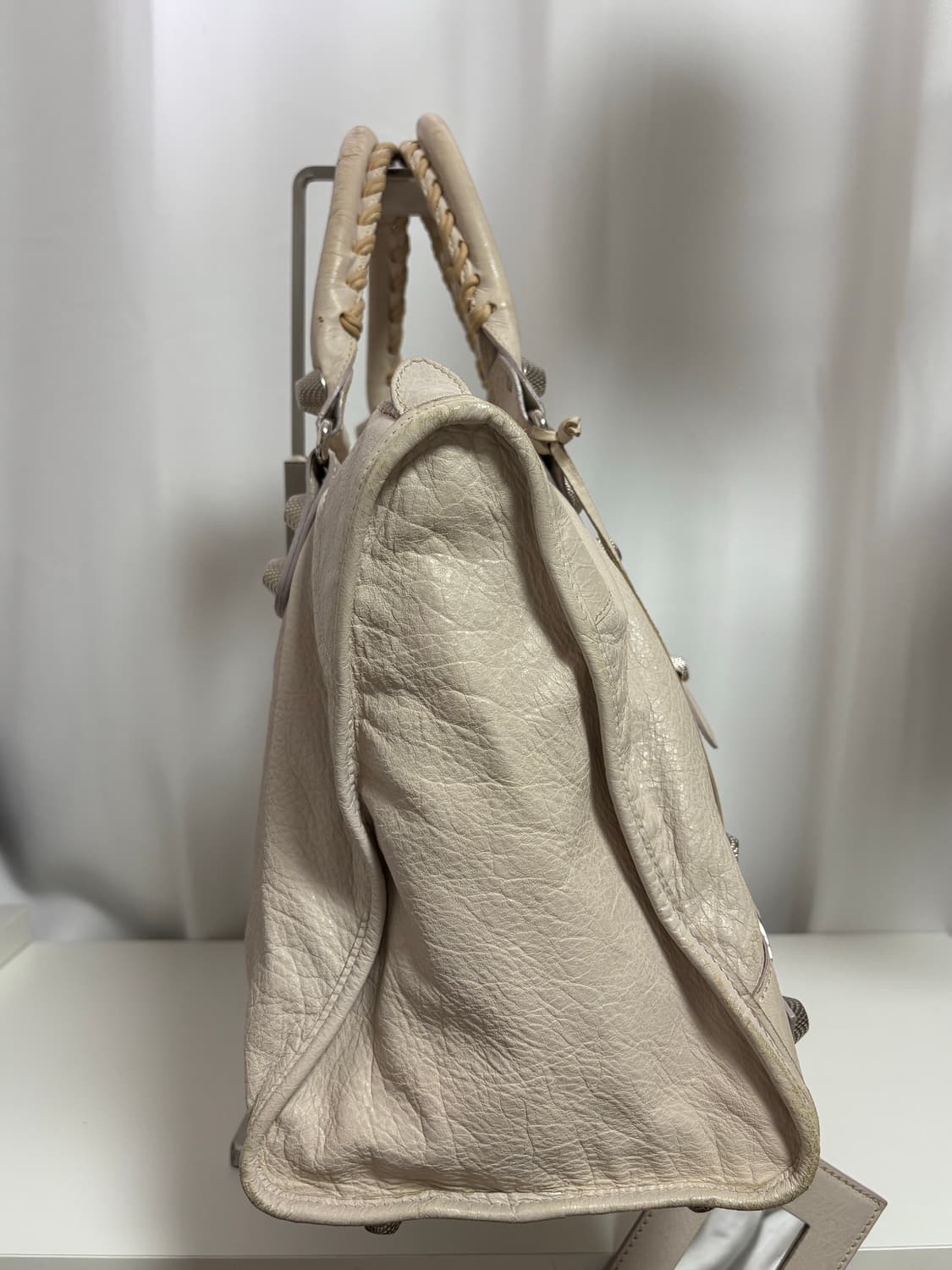 발렌시아가 자이언트 워크 모터백 상품이미지3