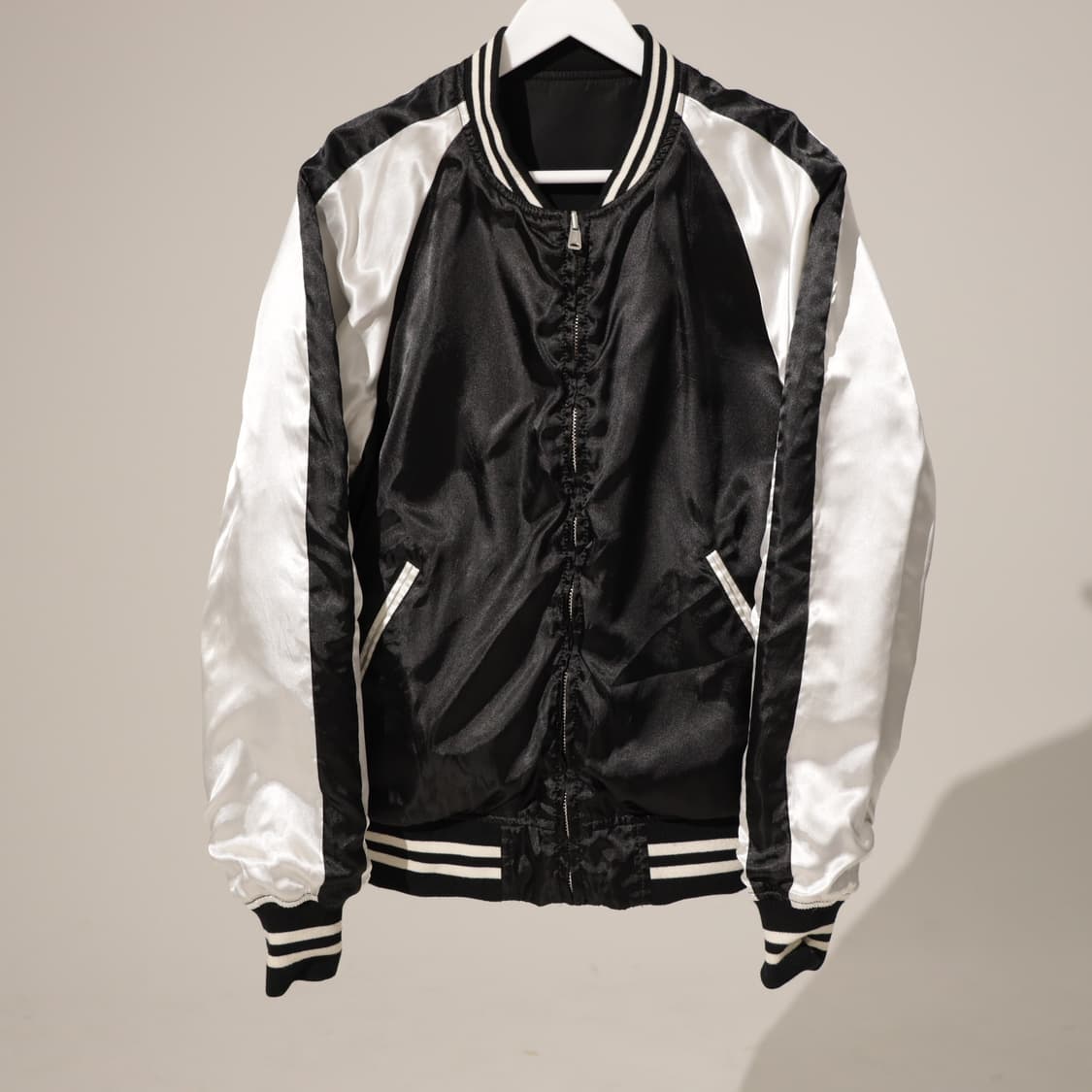 알파인더스트리 x 어반리서치 리버시블 MA-1 상품이미지5