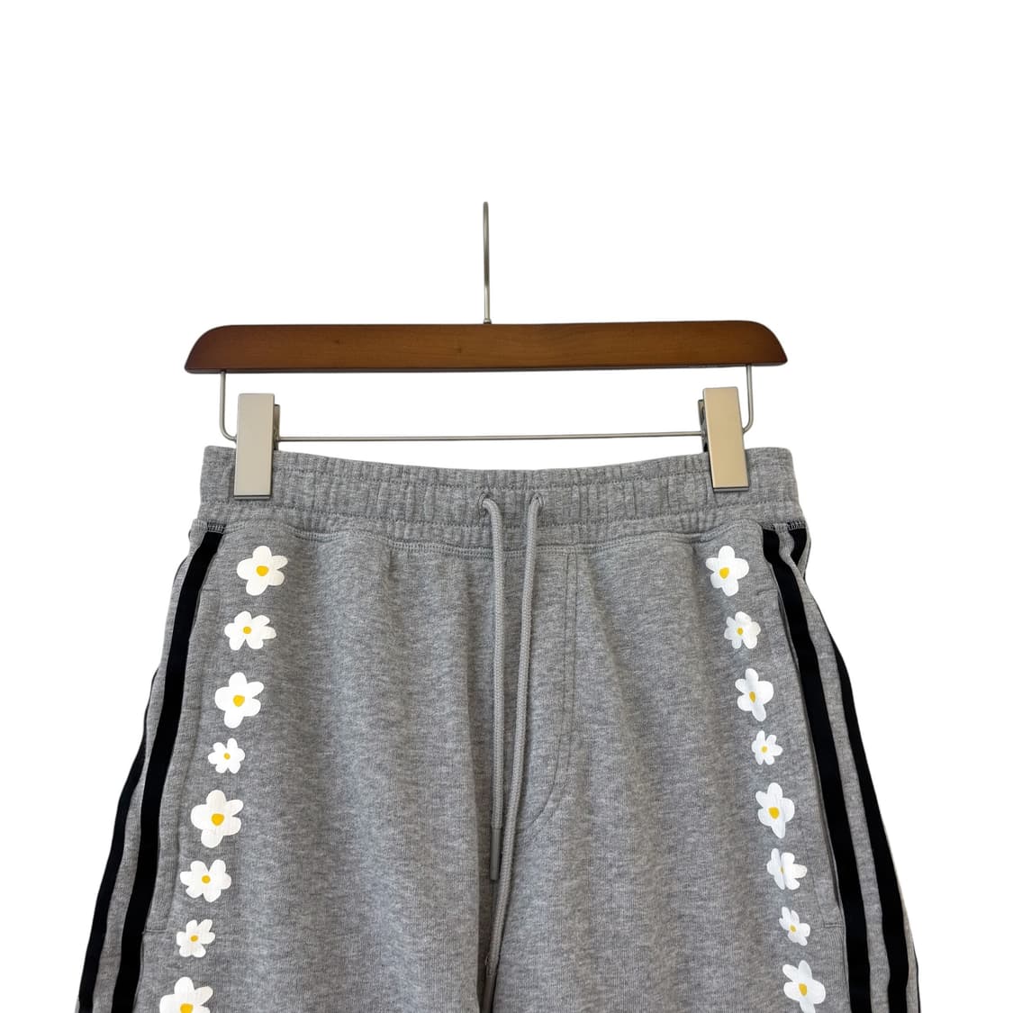 아디다스 퍼렐 윌리엄스 플라워 하프 팬츠 S 상품이미지2