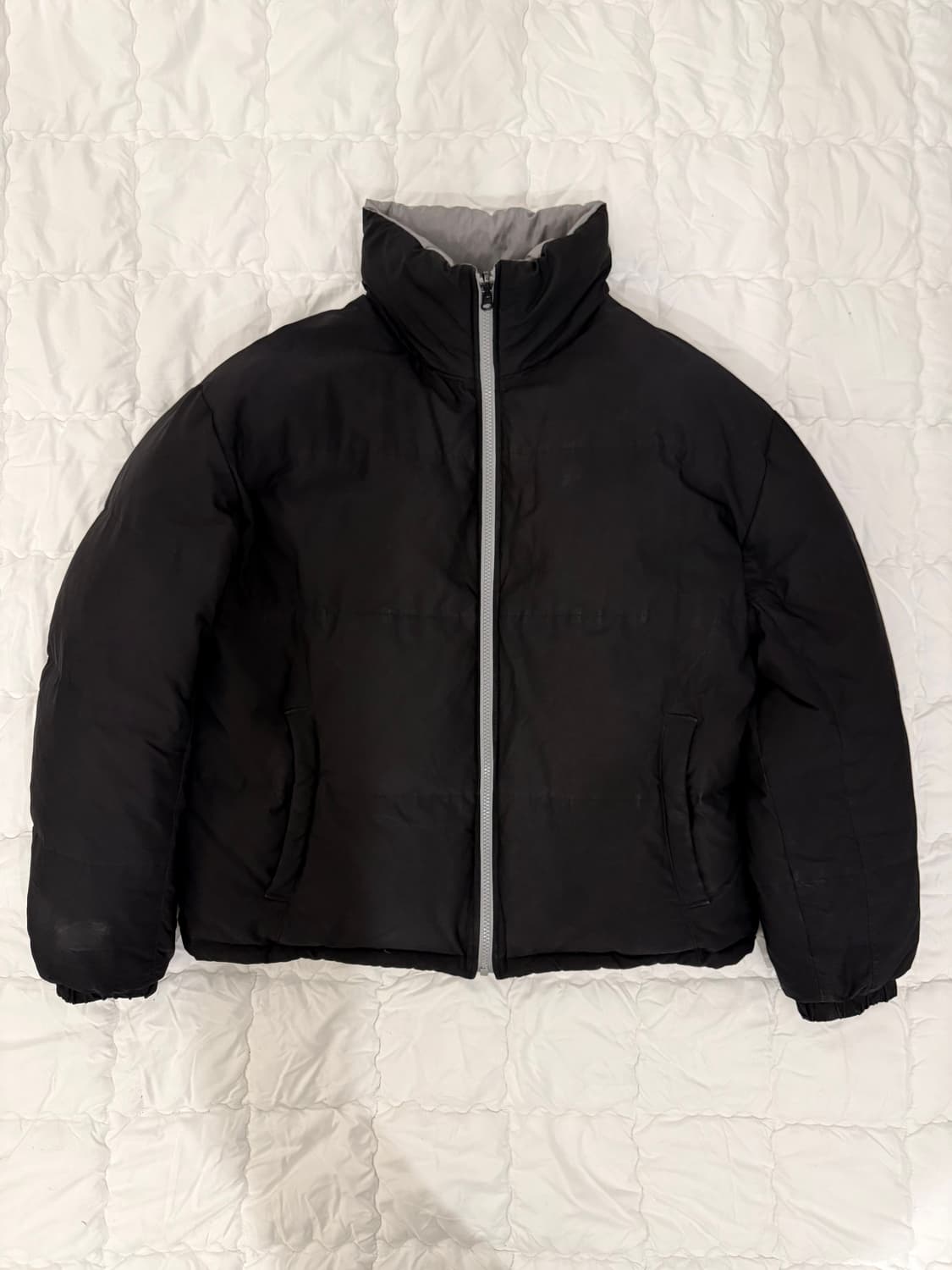 비이커 리버시블 숏패딩 블랙/그레이 상품이미지1