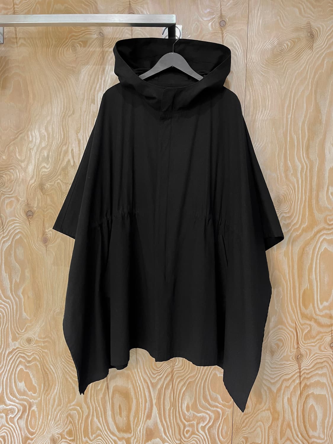 리미 푸 블랙 후디 케이프 상품이미지1