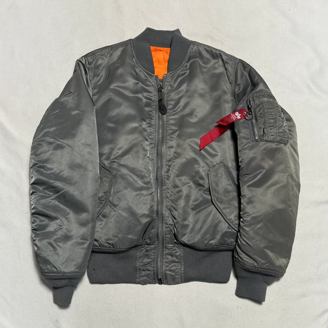 S 알파인더스트리 리버시블 ma-1 그레이 항공  자켓 상품이미지2