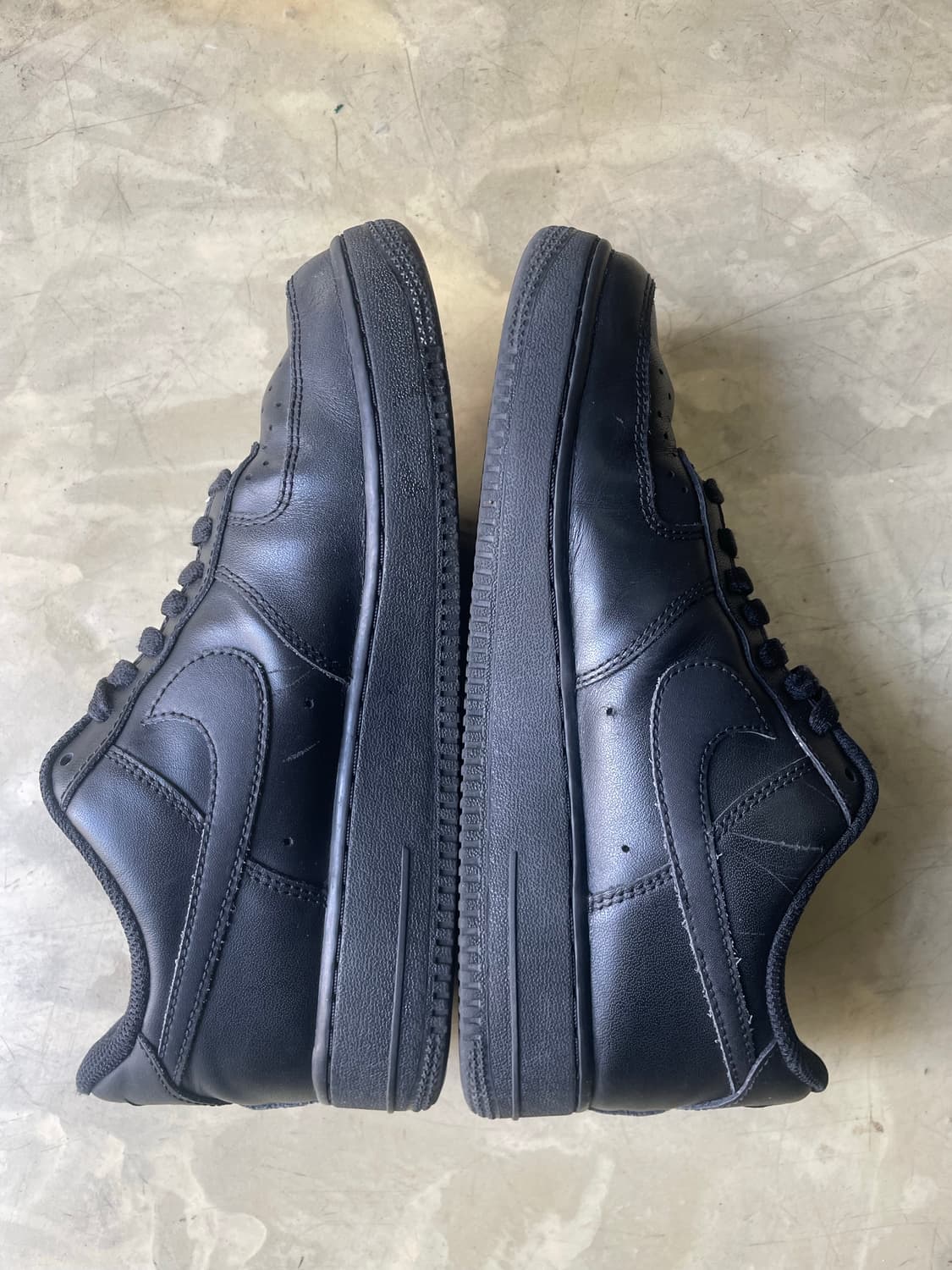 나이키 에어포스 1 블랙 255 상품이미지3