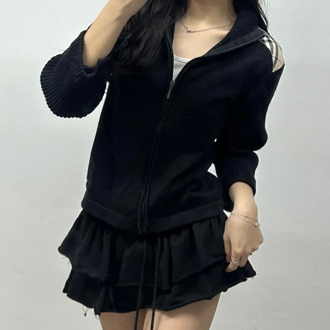 버버리 블랙 니트 가디건 상품이미지1