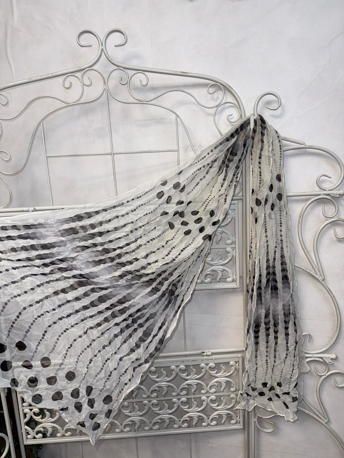 Pierre Balmain dot silk scarf 상품이미지2