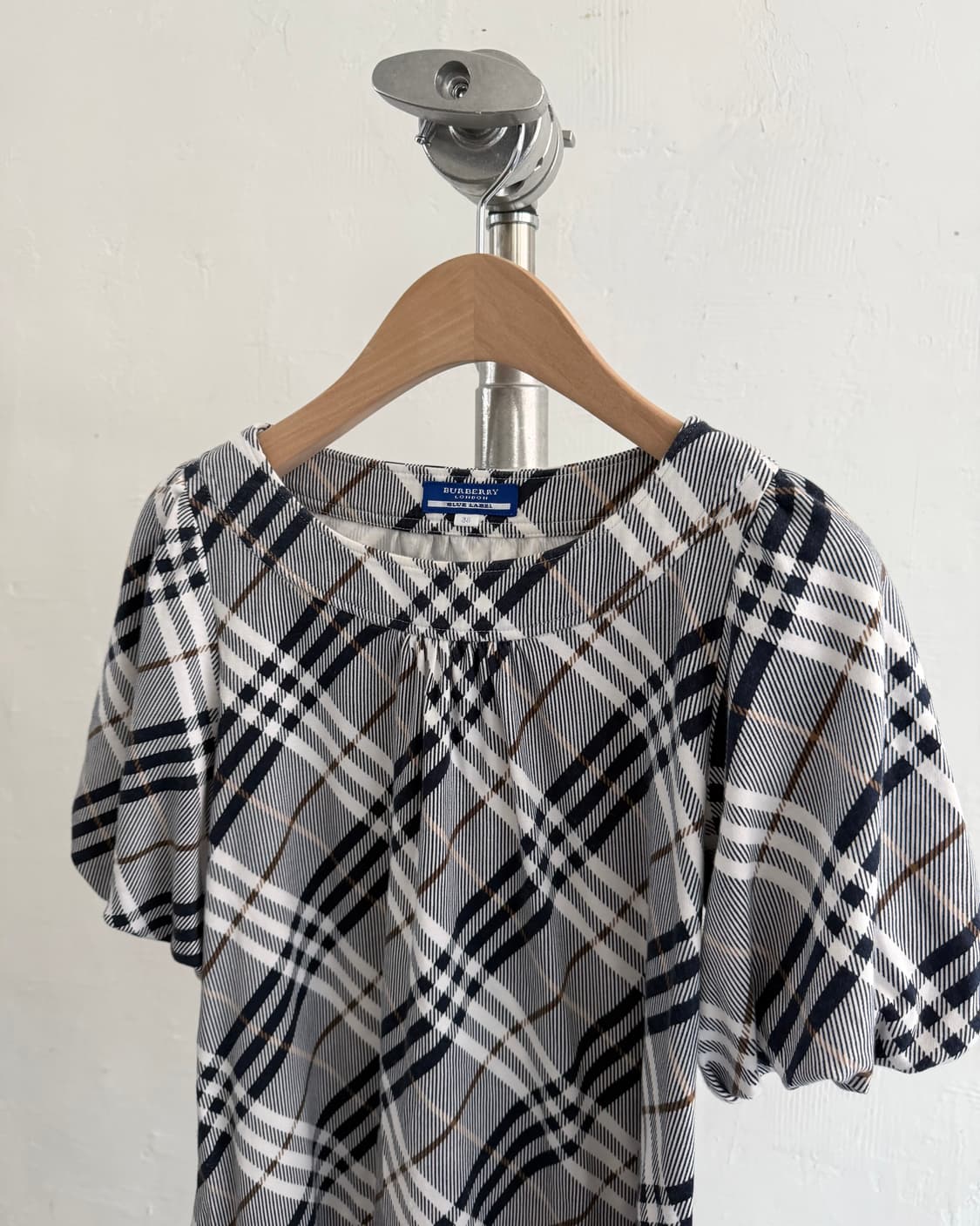 Burberry 버버리 블루라벨 블루 체크 반팔 퍼프 블라우스 상품이미지6