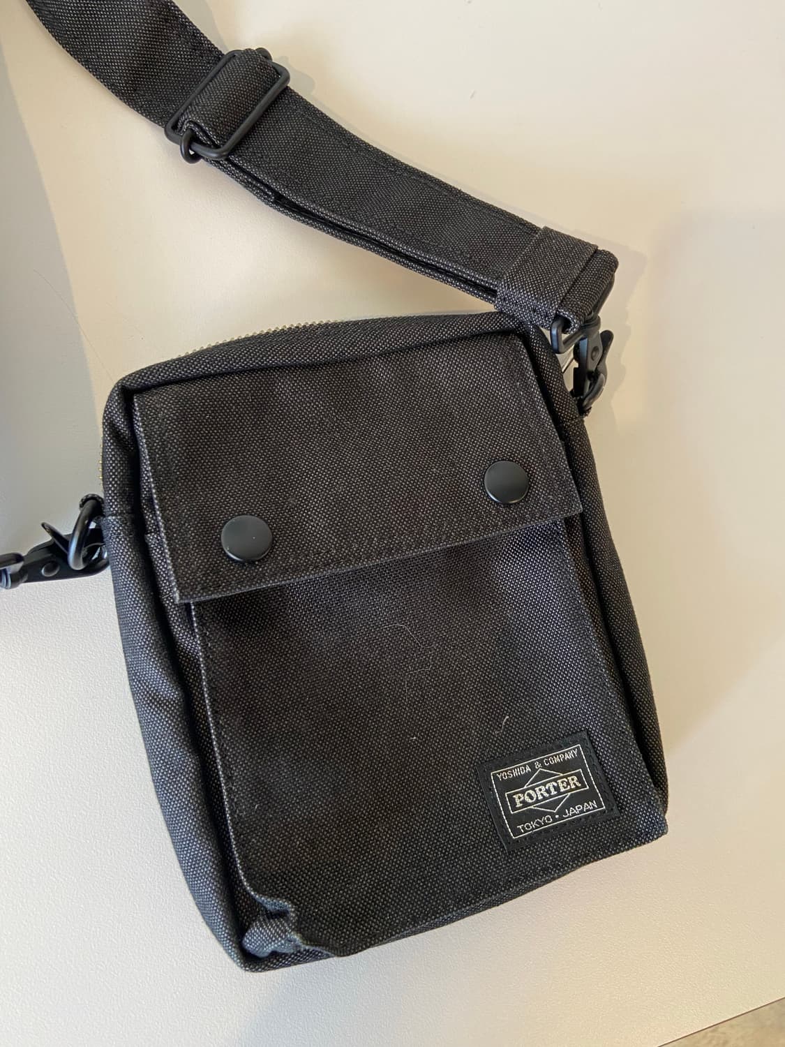 요시다포터 스모키 버티컬 숄더백 상품이미지3