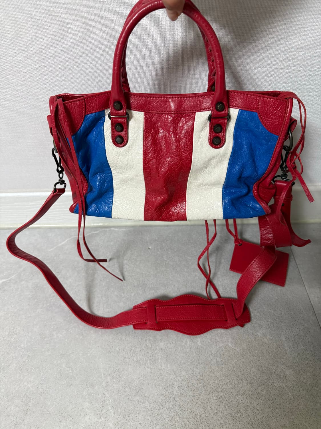 발렌시아가 모터백 상품이미지1