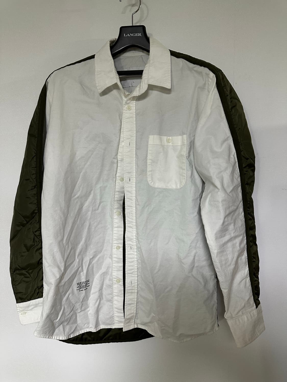 Sewclassic 화이트 셔츠 + 카키 퀼팅 레이어드 상품이미지1