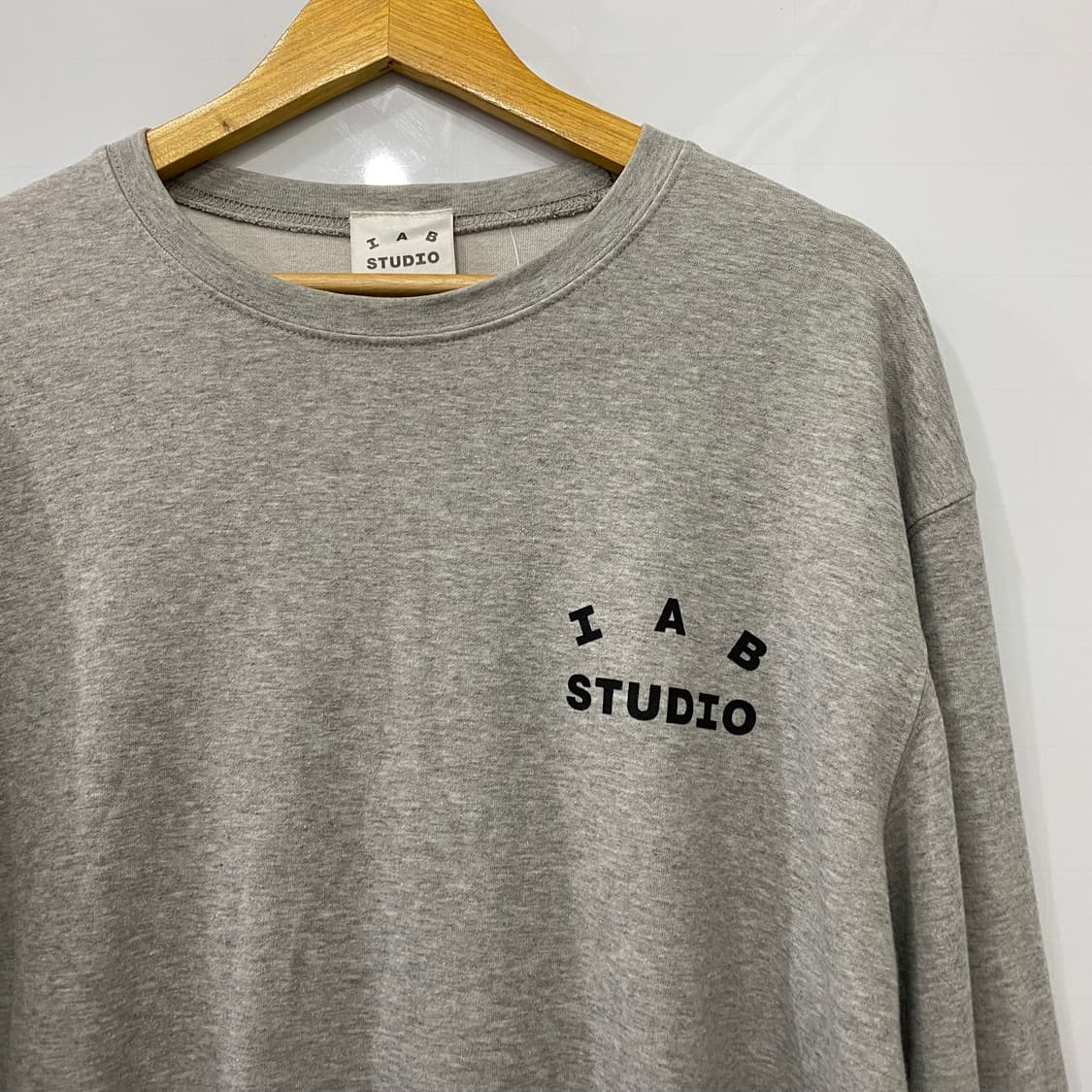 아이앱스튜디오 빅로고 롱슬리브(XL) 상품이미지3