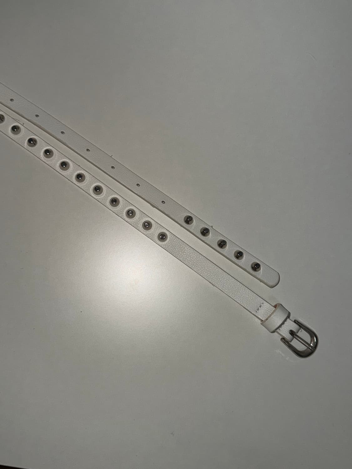 화이트 스터드 벨트 상품이미지1