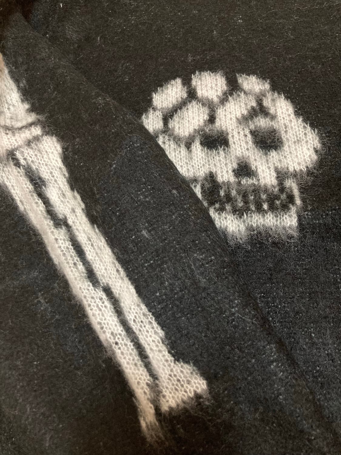 빔즈 해골 문양 샤기 가디건 M 상품이미지6