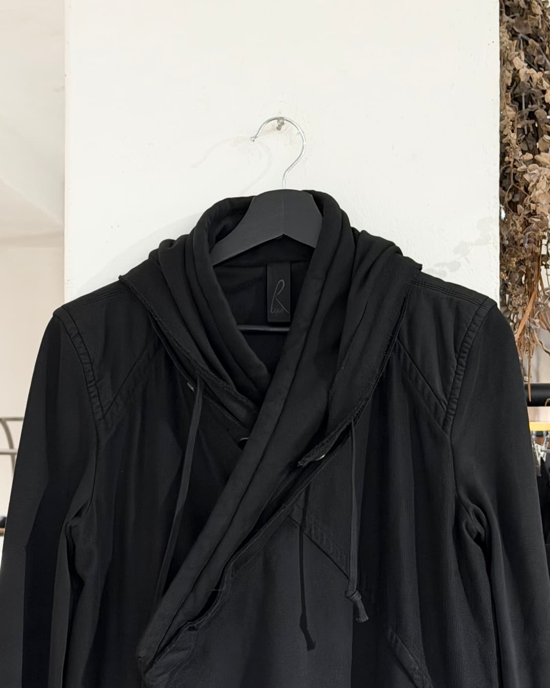 일라리아 니스트리 블랙 레이어드 롱 후드 자켓 상품이미지4