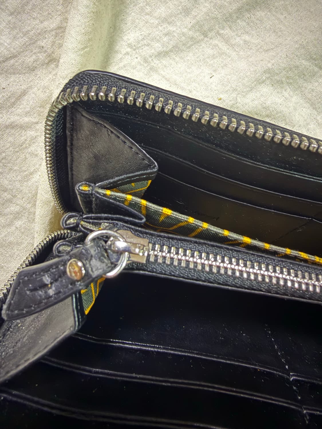 비비안웨스트우드 장지갑 상품이미지5