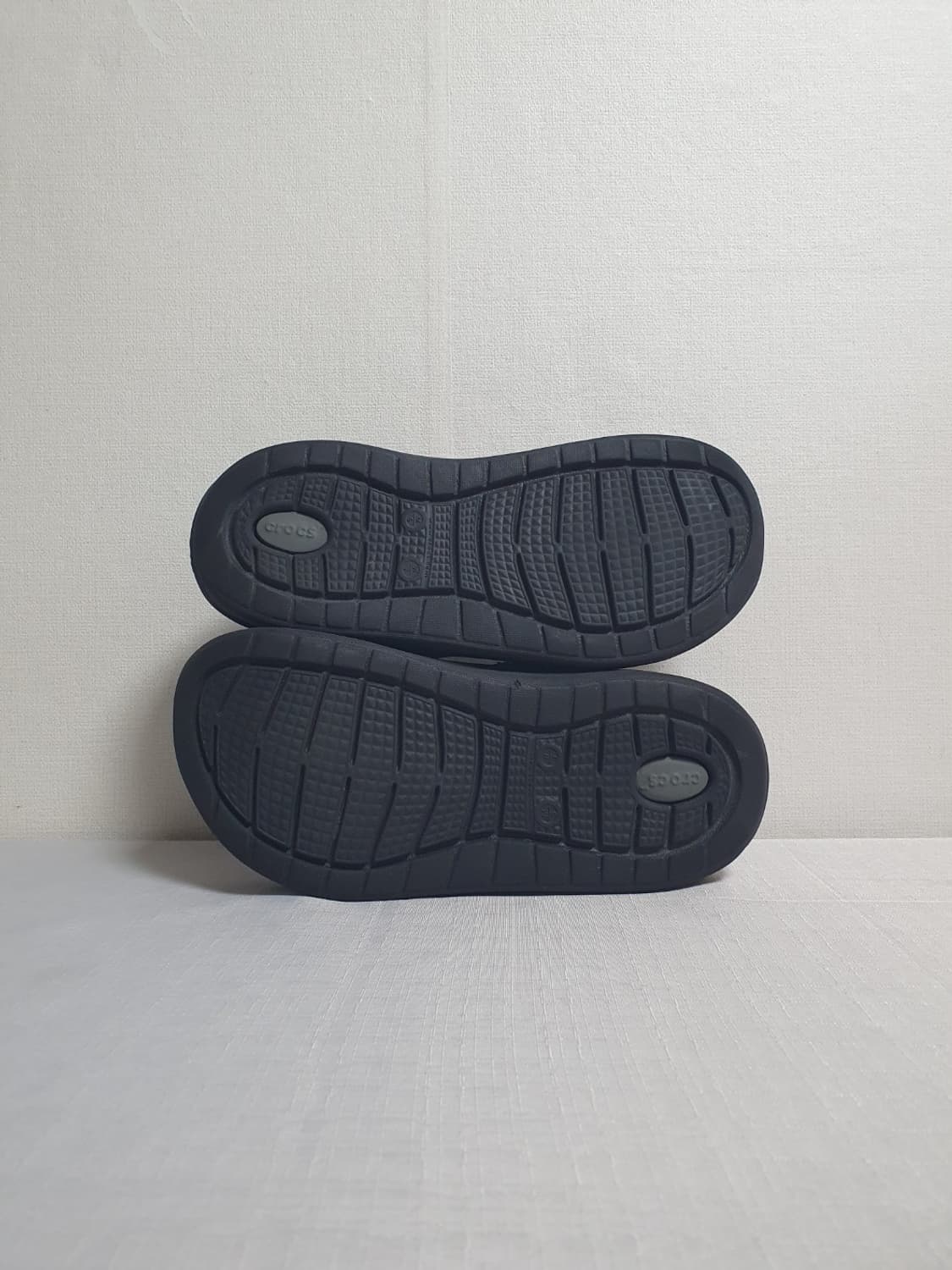 크록스 라이트라이드 클로그 샌들 블랙 슬레이트 그레이 240mm 상품이미지8