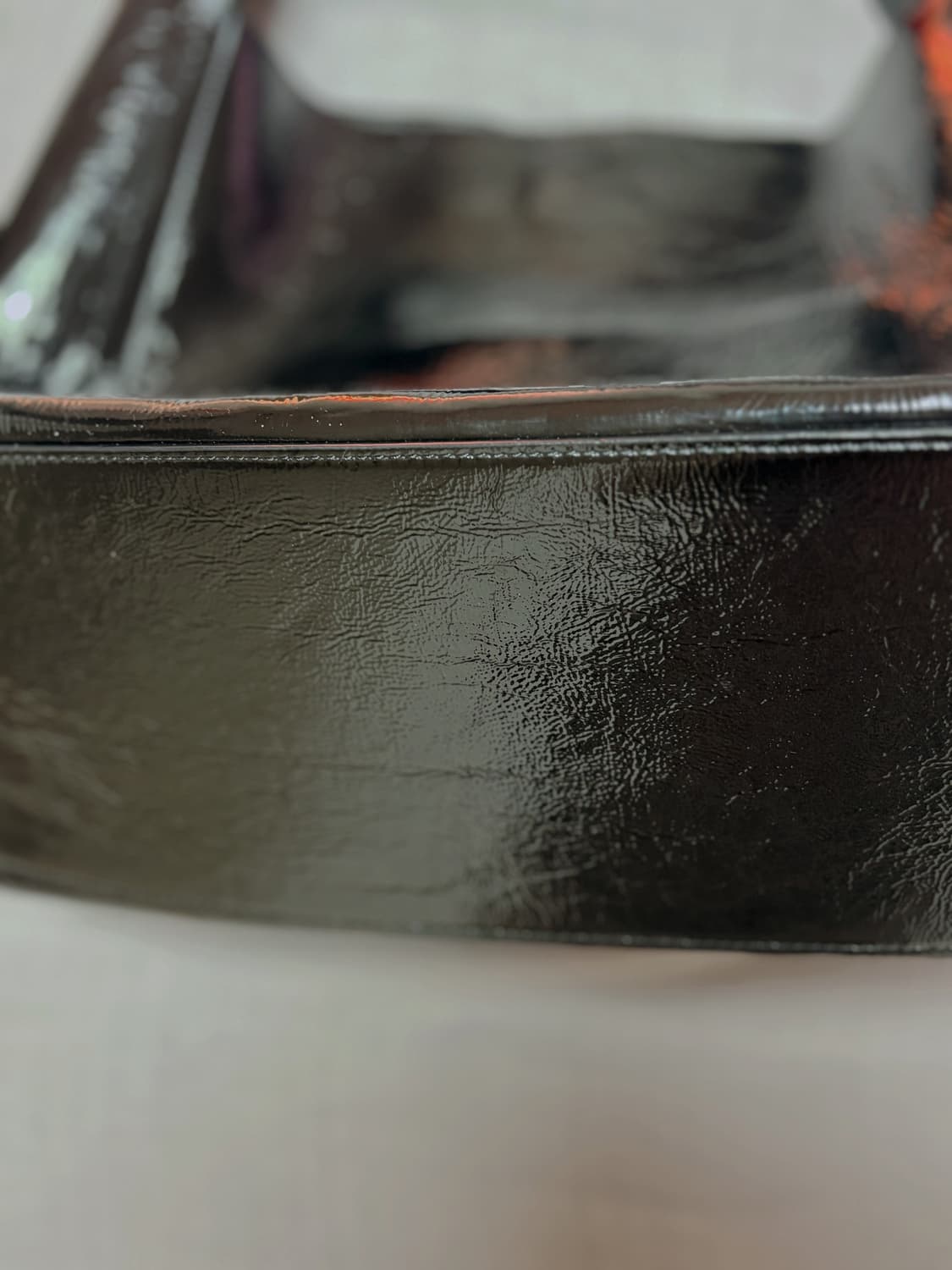 Aviemuah 아비에무아 원더러백 글로시 블랙 상품이미지3