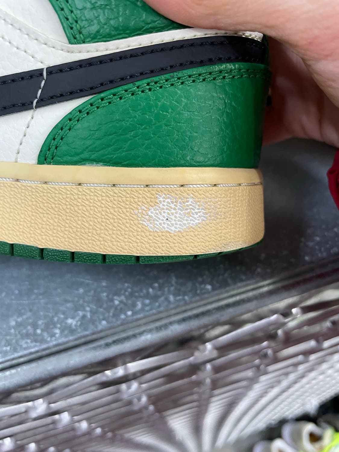 나이키 조던1 미드SE 파인그린 240 상품이미지8