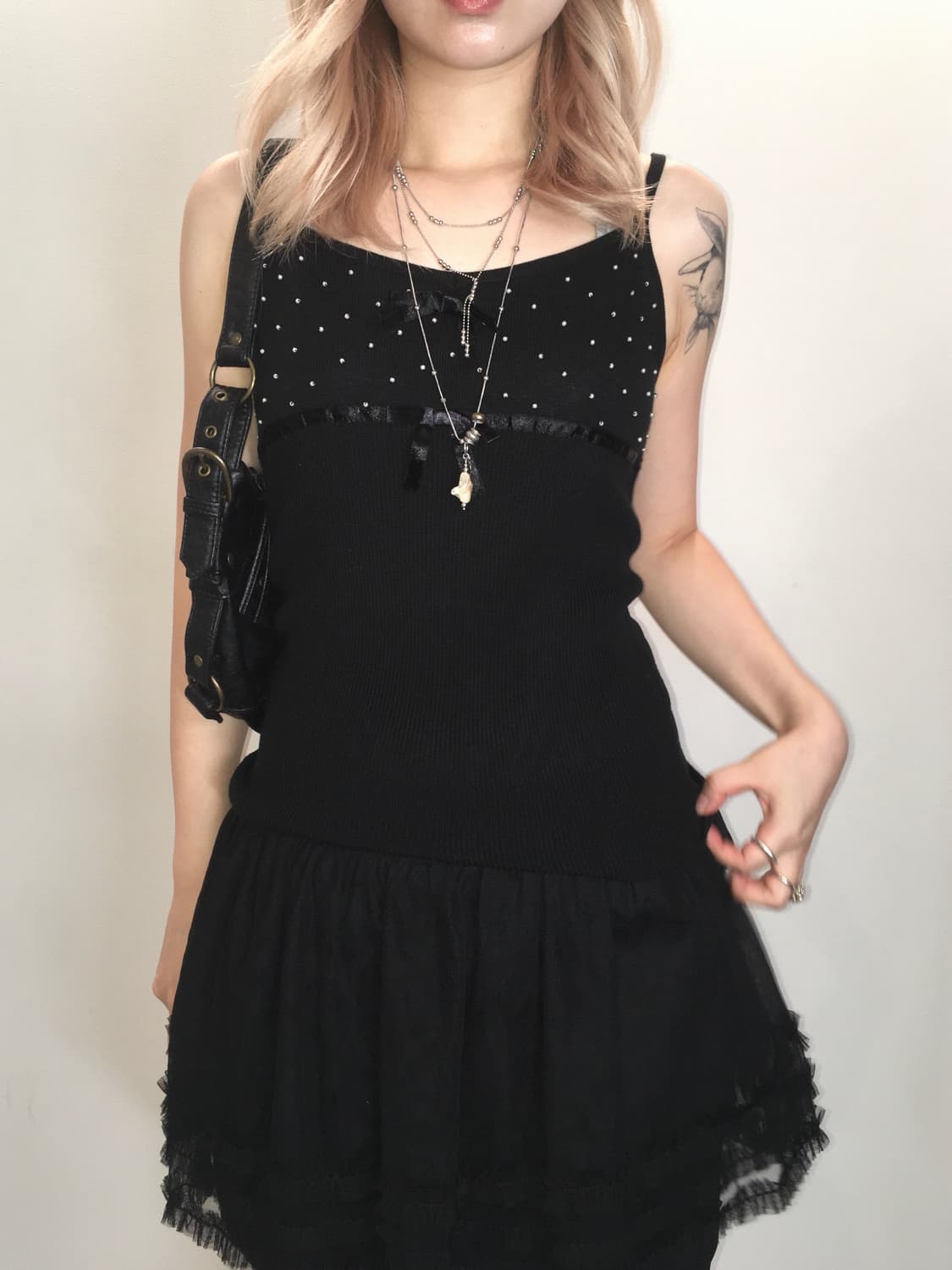 black ribbon pearl sleeveless 상품이미지3