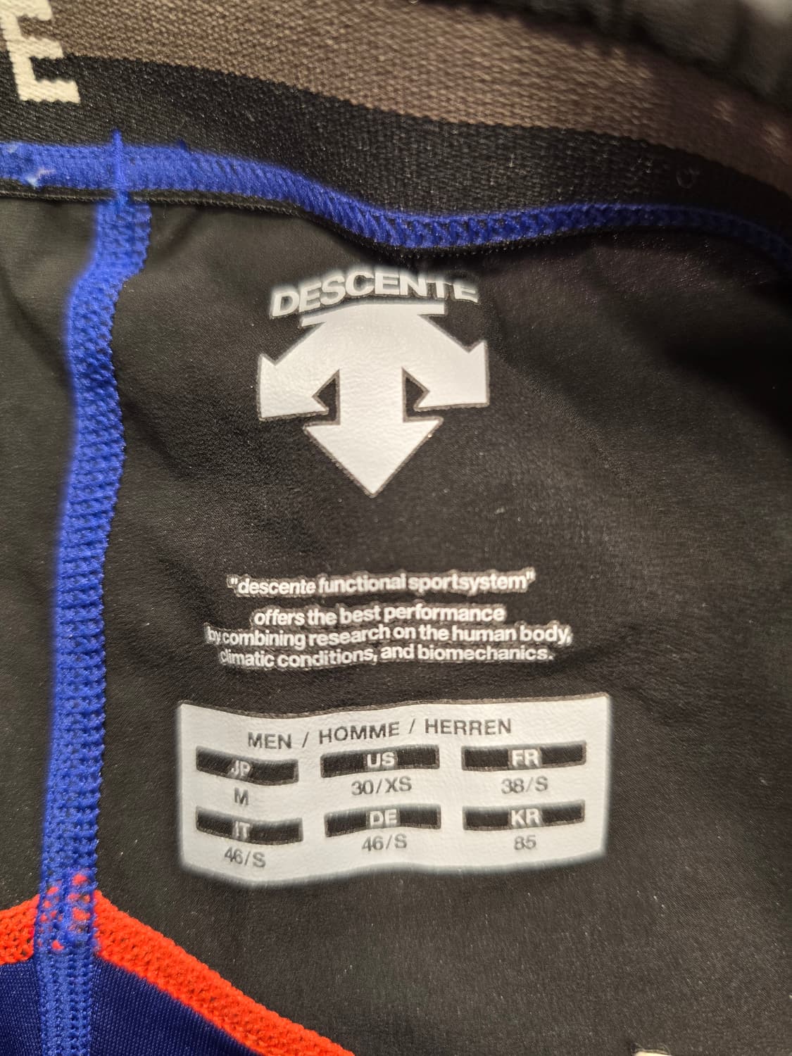 데상트 남성 레깅스  블루/블랙 85(XS) 상품이미지6