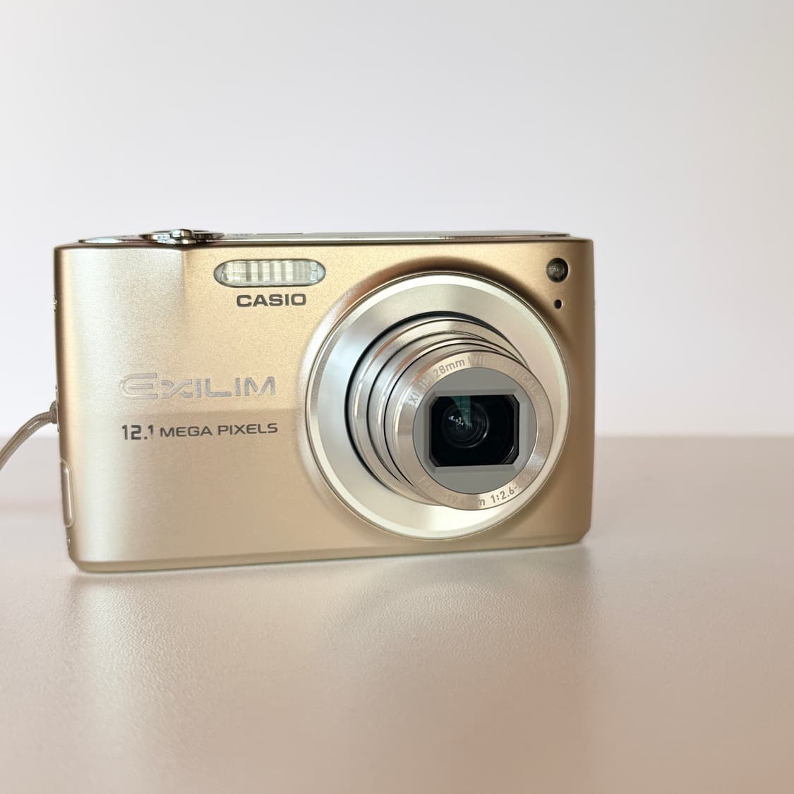 ✨태연 픽 미품✨카시오 엑슬림 EX-Z400 골드 빈티지디카 상품이미지5