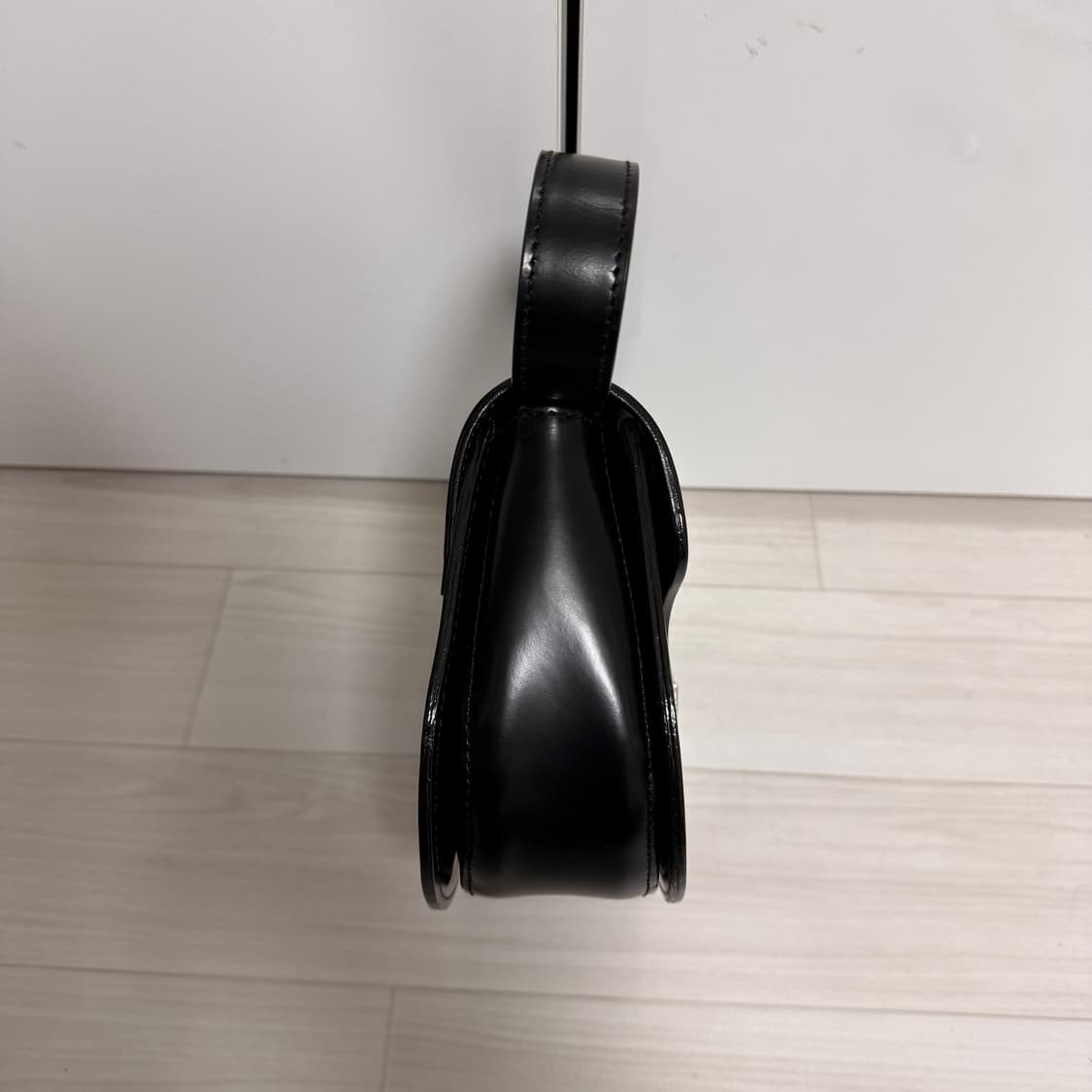 꼼데가르송 꼼데가르송 폴드 오버 탑 미니백 상품이미지5