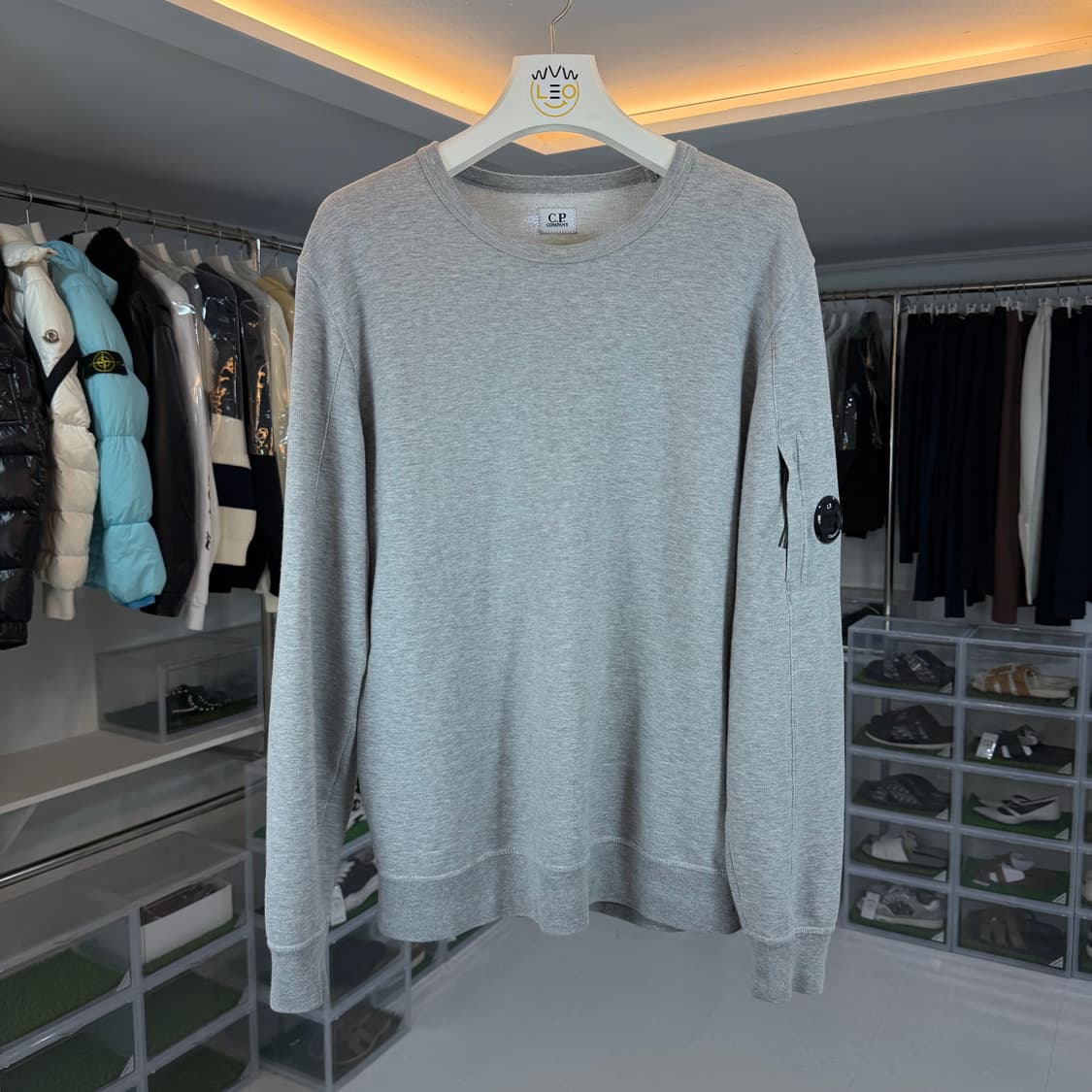 [리오브전포점] CP컴퍼니 그레이 맨투맨 L 상품이미지1