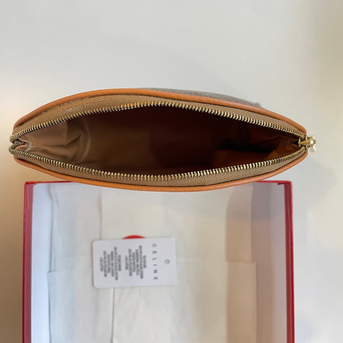 셀린느 마카담 파우치 상품이미지3