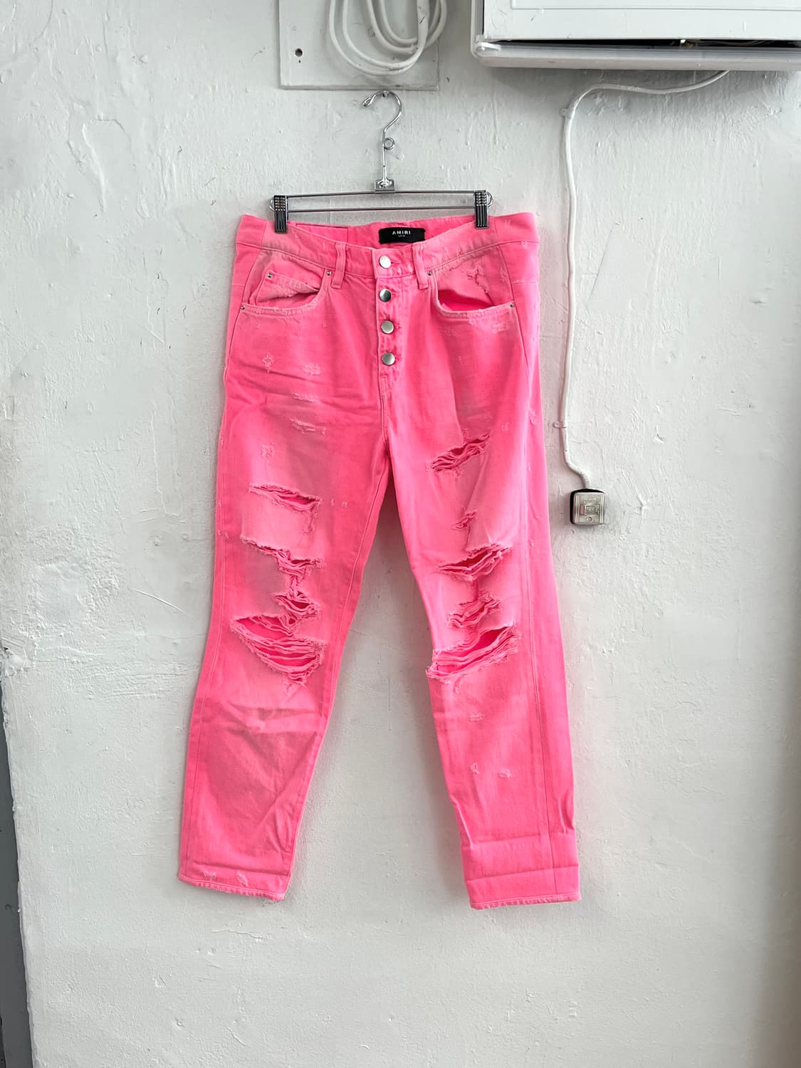 아미리 디스트레스드 핑크 진 상품이미지1