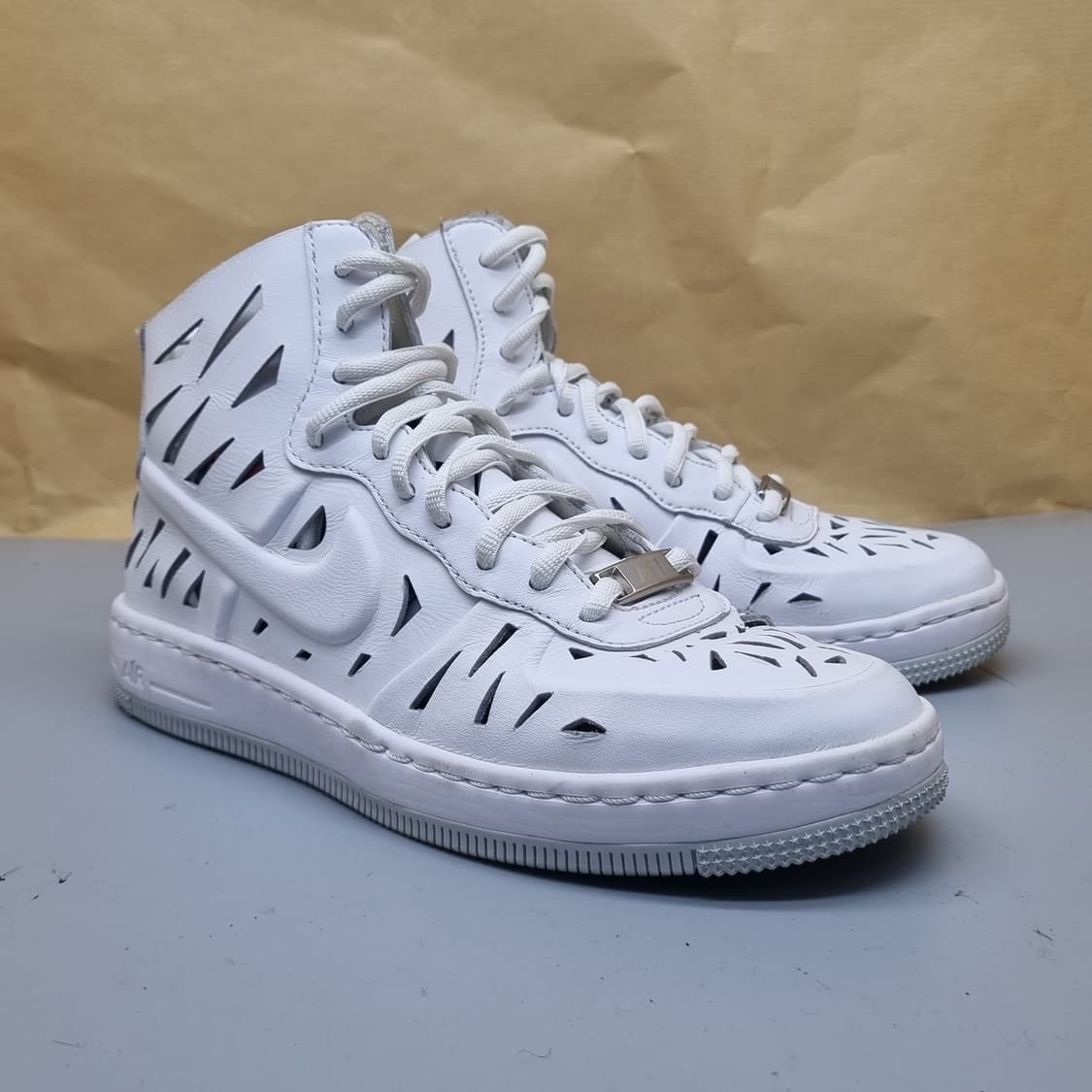 나이키 에어포스1 울트라 미드졸리230 상품이미지1