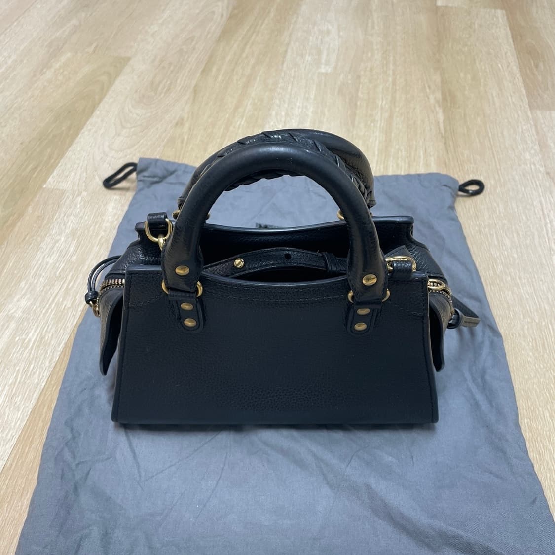 발렌시아가 네오 클래식 미니 상품이미지3