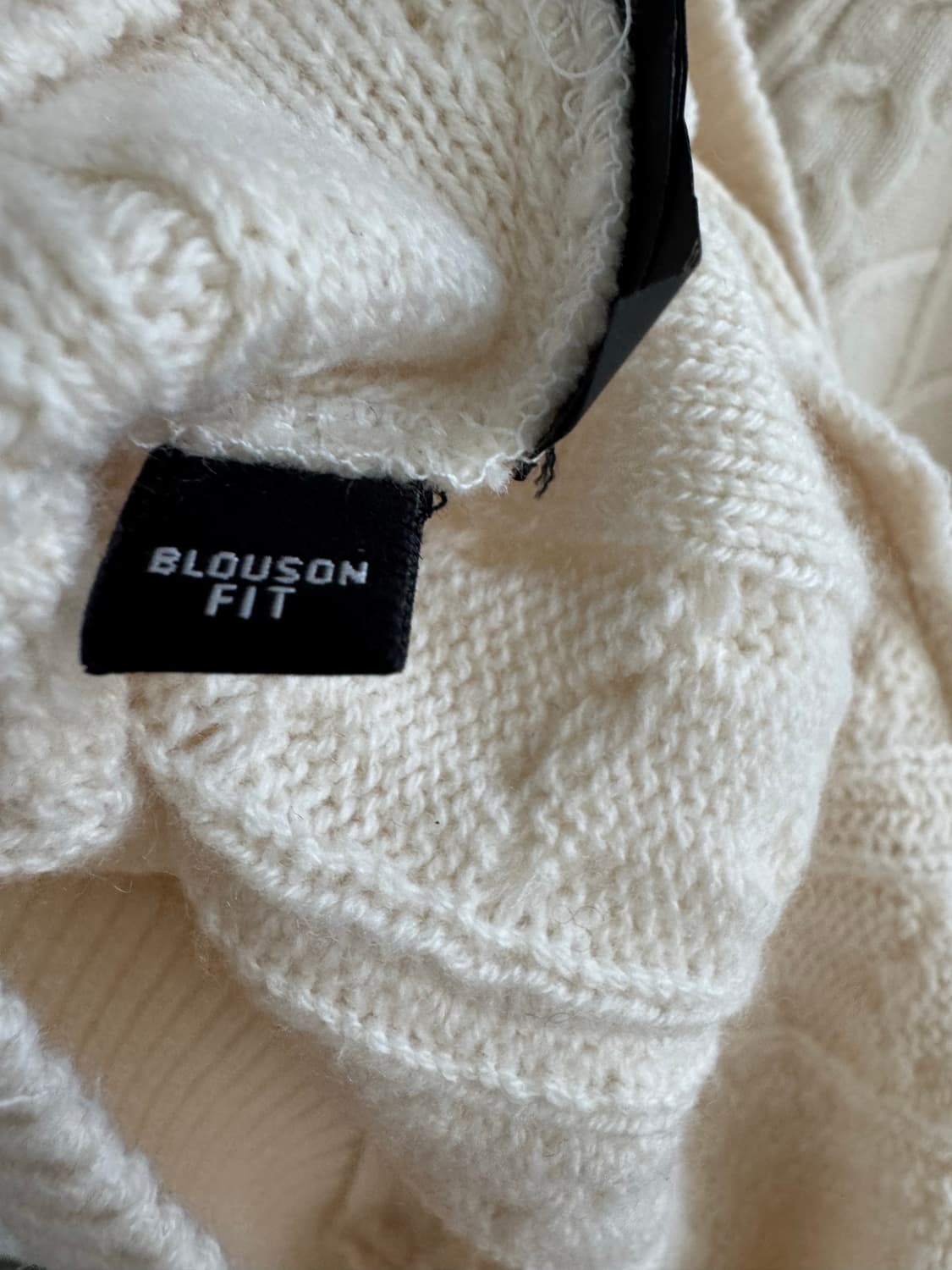 [Neil Barrett] 닐바렛 아이보리 케이블 니트 상품이미지6