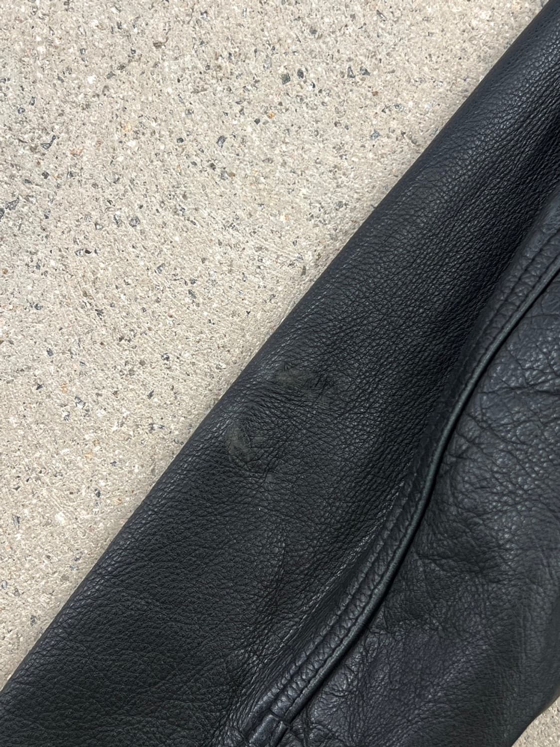 케네스콜 카우 레더 하이넥 자켓 상품이미지10