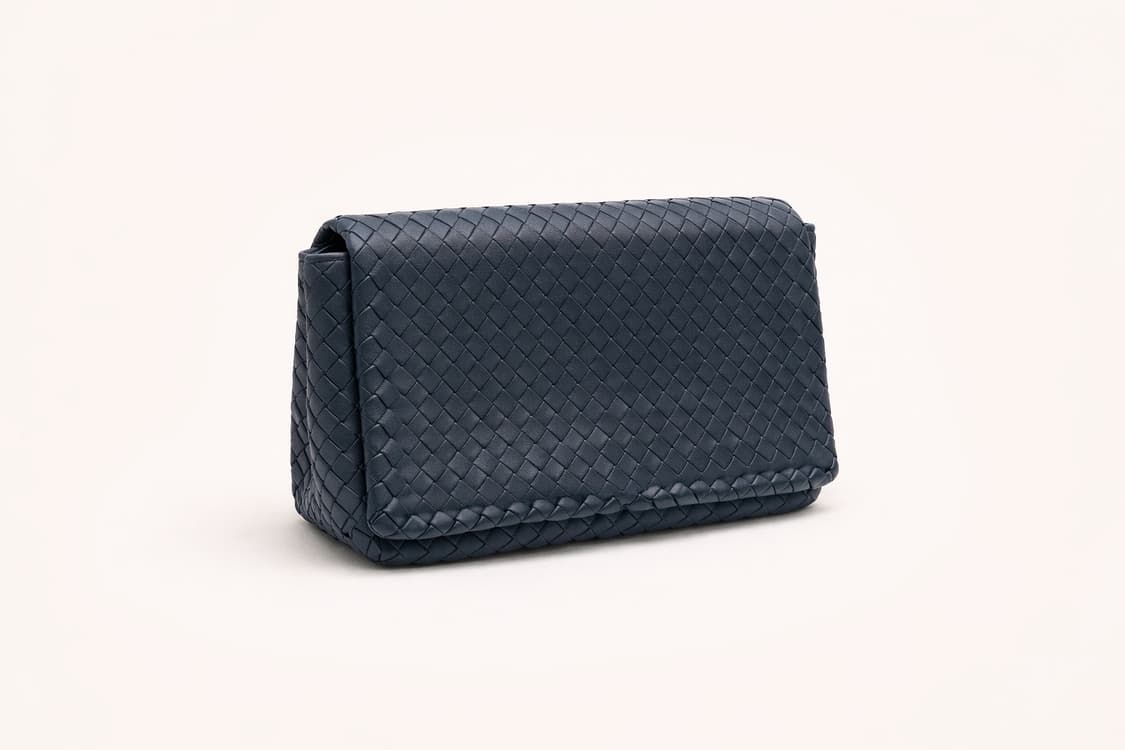 [A급] 보테가베네타 인트레치아토 플랩 크로스백 판매합니다!!! 상품이미지1