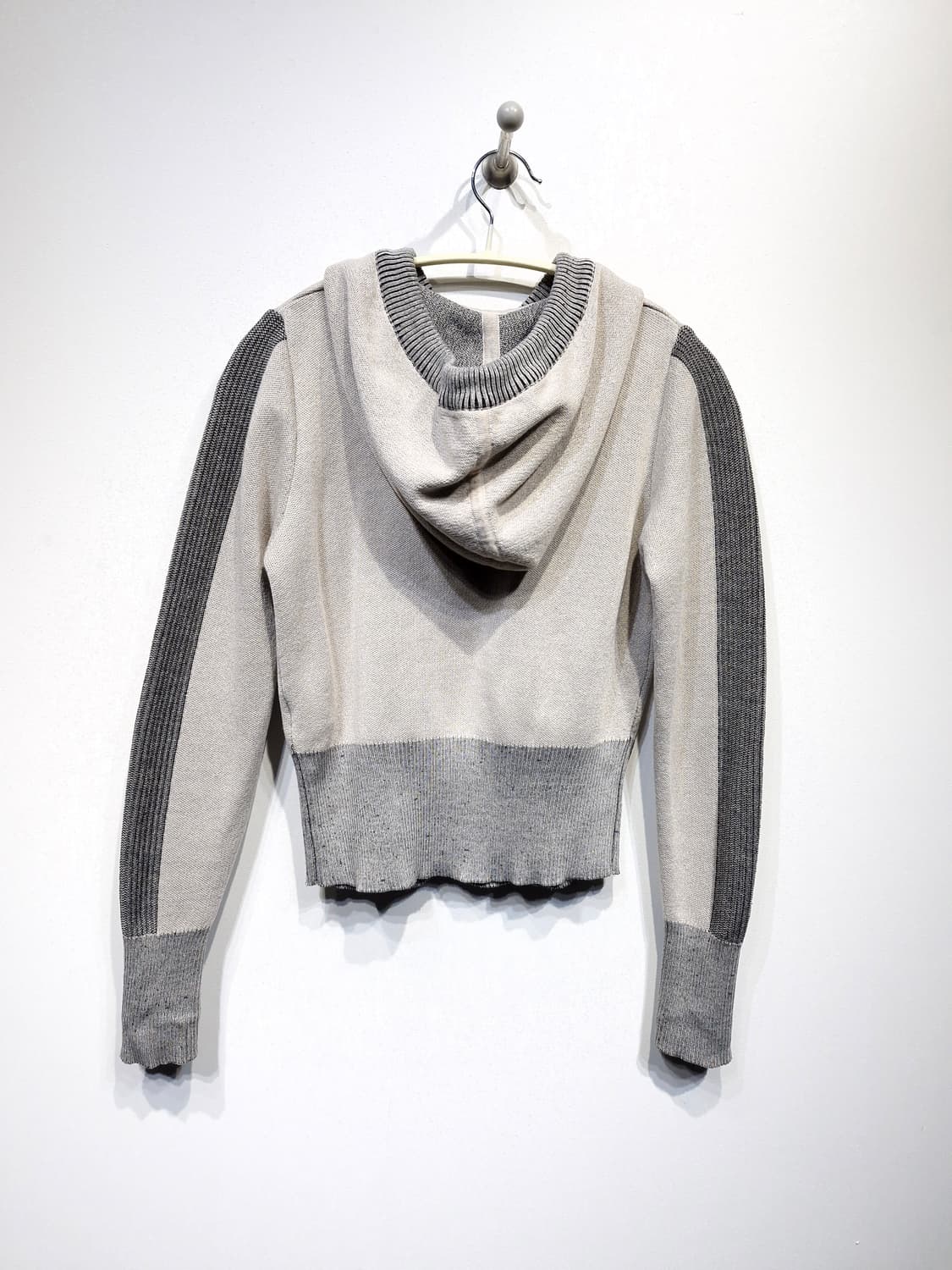 MSCHF 미스치프 롬버스 니트 후디 베이지 상품이미지3