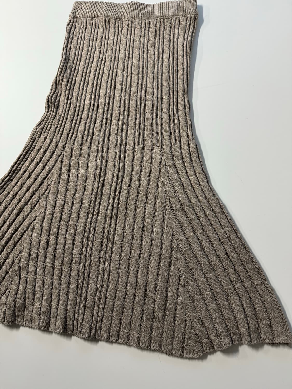 케이블 니트 패턴 롱 스커트 상품이미지2