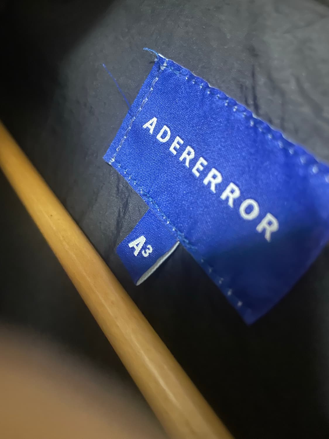 아더에러 반트 점퍼 느와르 초판 상품이미지2