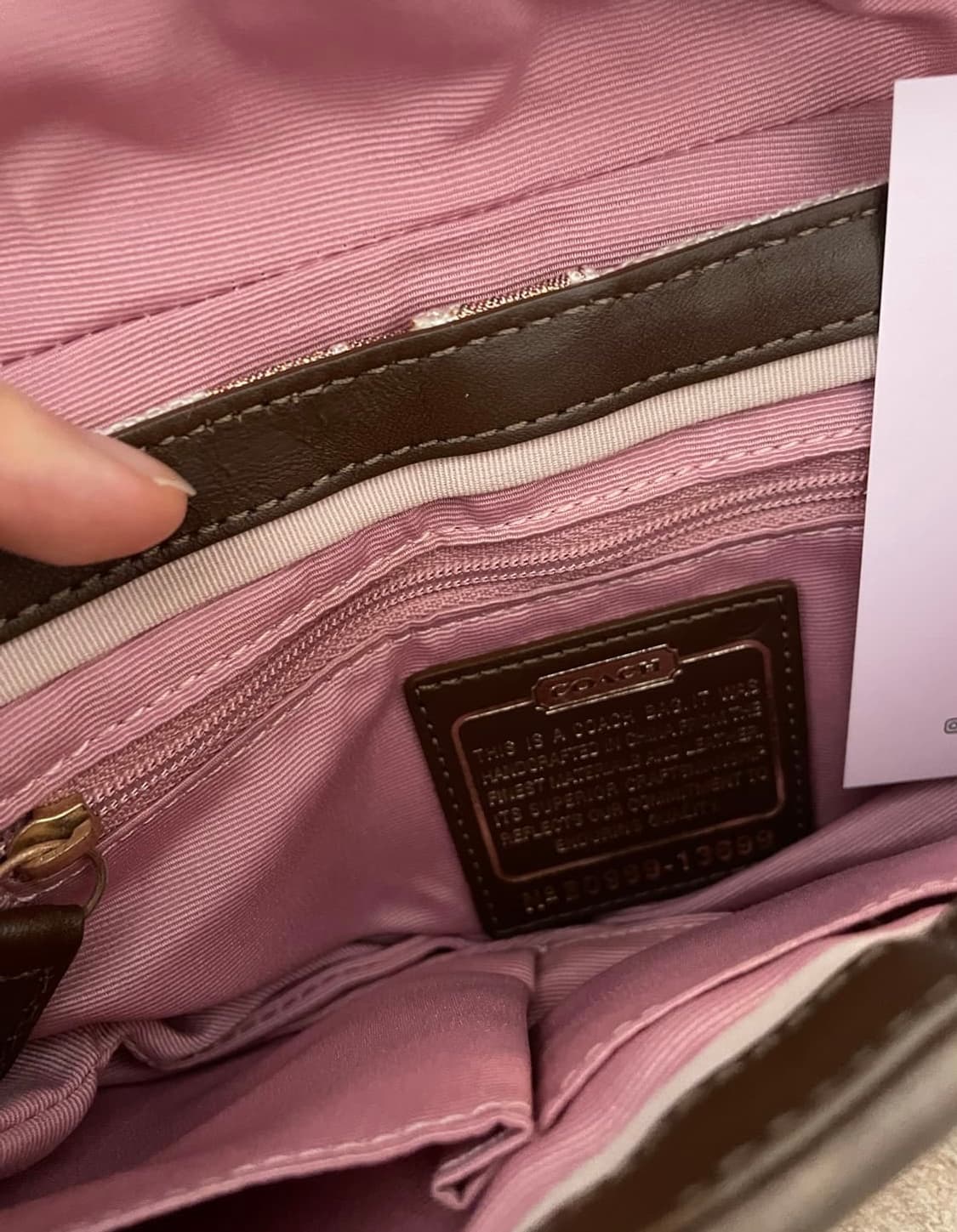 코치 핑크골드 숄더백(무배) 상품이미지4