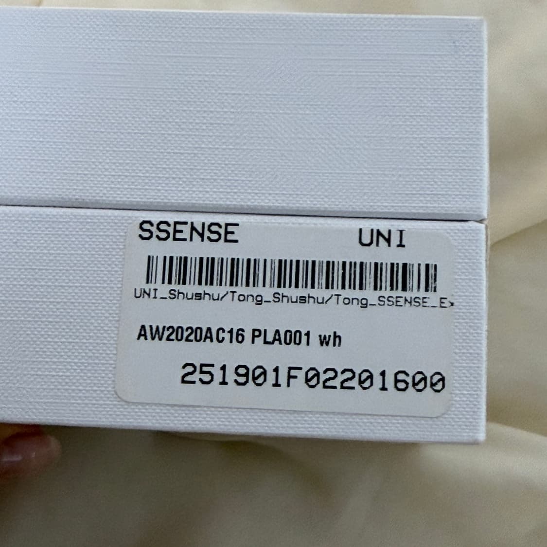 Shushu Tong 슈슈통 위민 YVMIN 리본 귀걸이 오프화이트 상품이미지4