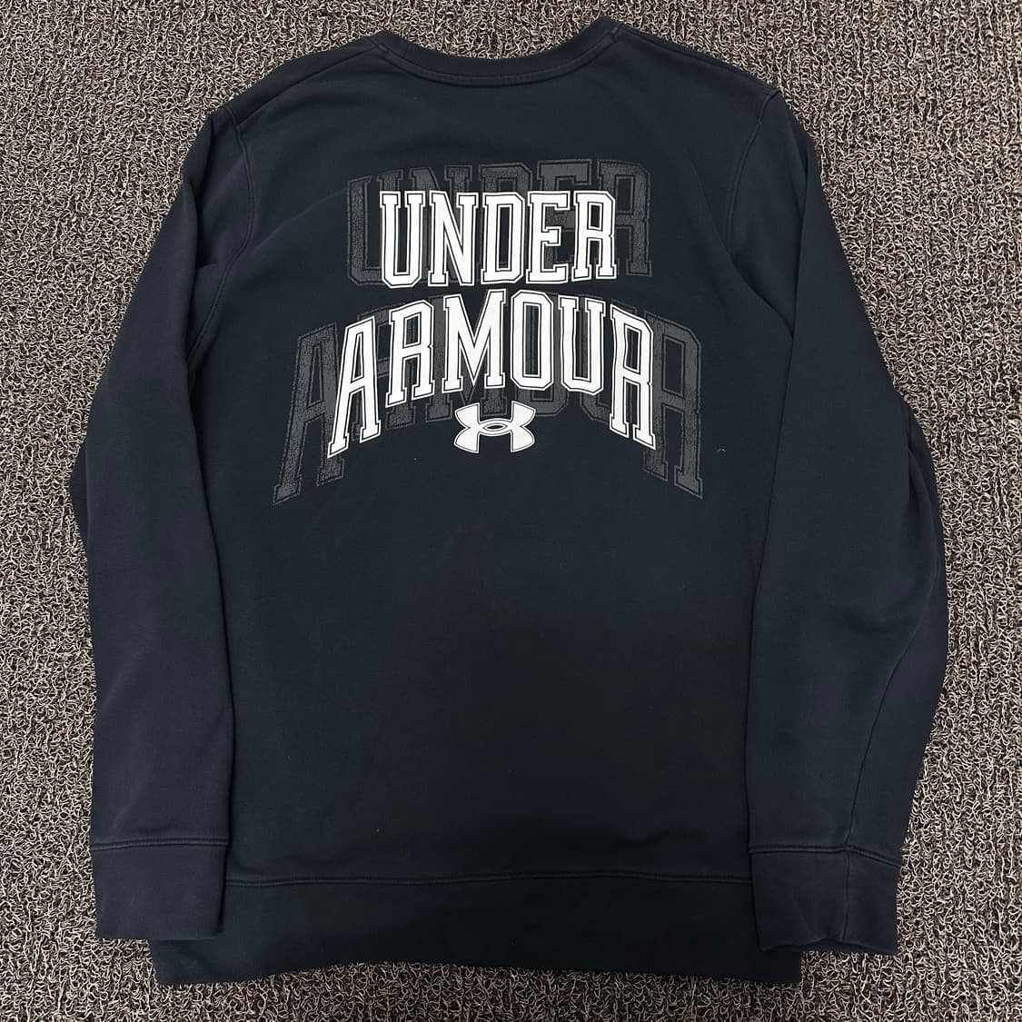 언더아머 맨투맨 블랙 2XL 상품이미지4